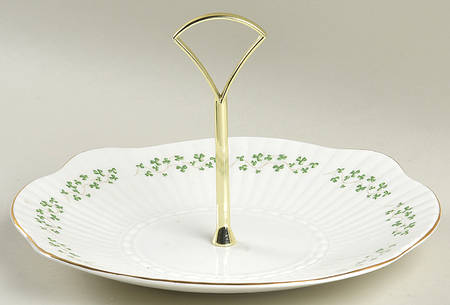 Trellis Shamrock (Ribbed, Fluted) Center Handled Serving Tray