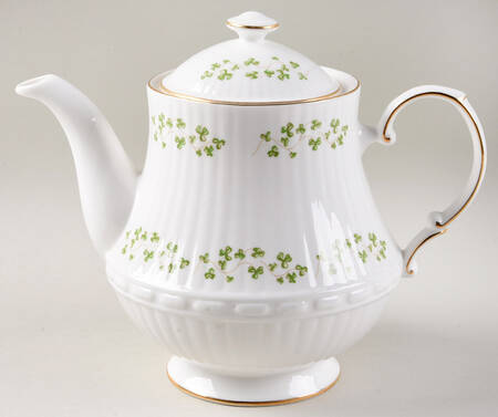 Trellis Shamrock (Ribbed, Fluted) Teapot & Lid by Royal Tara