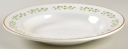 Trellis Shamrock (Ribbed, Fluted) Large Rim Soup Bowl