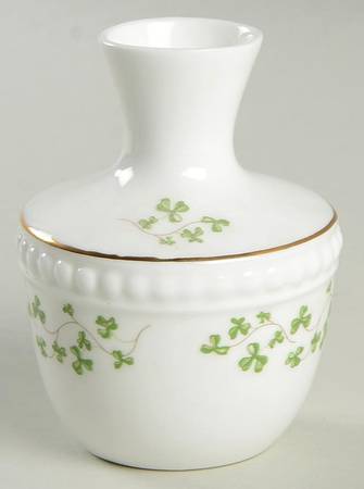 Trellis Shamrock (Ribbed, Fluted) 3" Bud Vase