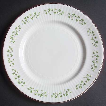 Trellis Shamrock (Ribbed, Fluted) Luncheon Plate