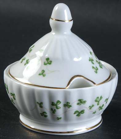 Trellis Shamrock (Ribbed, Fluted) Mini Sugar Bowl & Lid