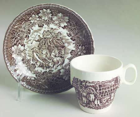 Coaching Taverns Brown Flat Cup & Saucer Set