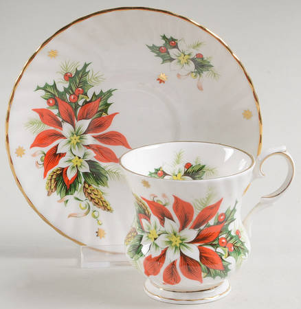 Noel Footed Demitasse Cup & Saucer Set