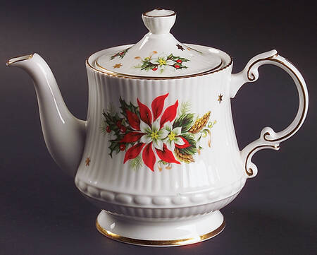 Noel Small Teapot & Lid