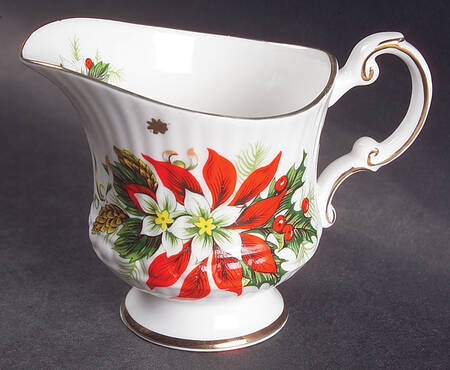 Noel Mini Creamer