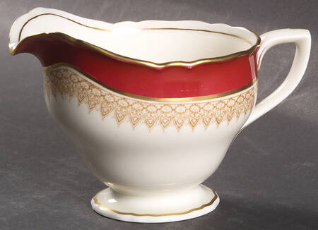 Admiration Creamer