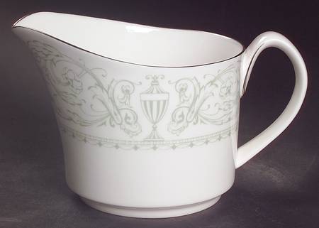 Allegro Creamer