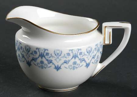 Aragon Mini Creamer