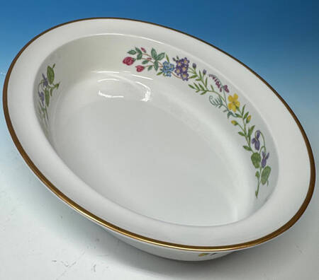 Arcadia 11" Oval Pie Baker