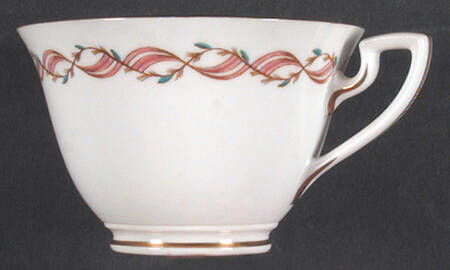 Ariel Footed Cup