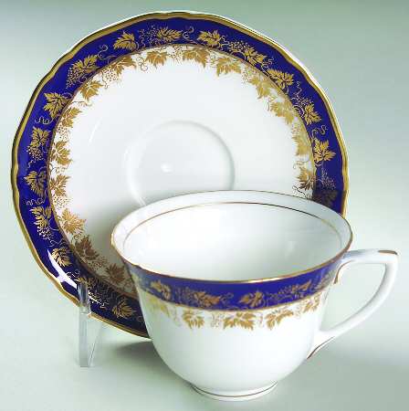 Arundel Blue (Scalloped) Flat Cup & Saucer Set
