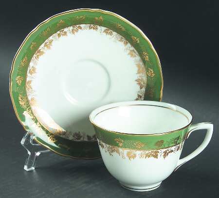 Arundel Green Flat Cup & Saucer Set