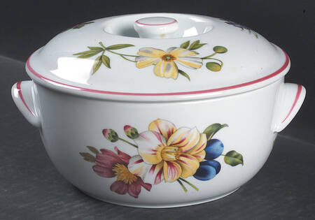 Ashford (Red Trim) 1.25 Qt Round Covered Casserole