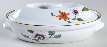 Astley (Oven To Table) 9" Oval Entree Dish & Lid