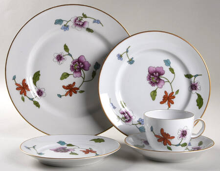 Astley (Oven To Table) 40  Piece Estate Set