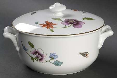 Astley (Oven To Table) 1 Qt Round Covered Casserole
