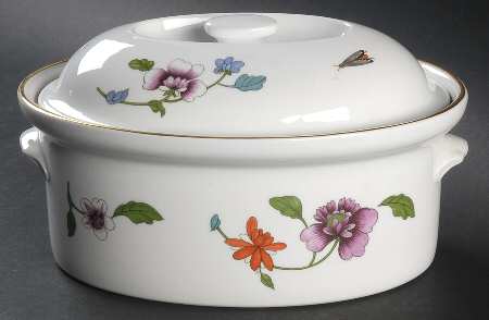 Astley (Oven To Table) 2 Quart Oval Covered Casserole