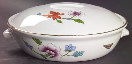 Astley (Oven To Table) 1 Qt Round Covered Casserole