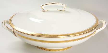 Athena Round Covered Vegetable