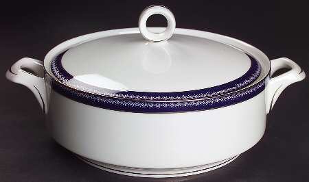 Avalon Firenze Round Covered Vegetable