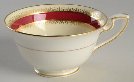 Belford Footed Cup