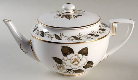 Bernina Teapot & Lid