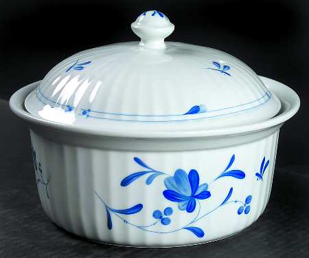 Blue Bow 1.5 Qt Round Covered Casserole