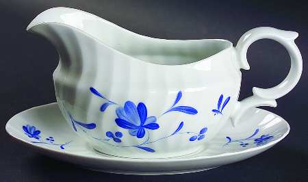 Blue Bow Gravy Boat & Underplate