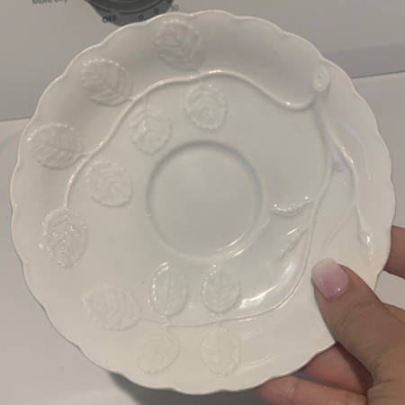 Blind Earl (Raise Design Allwhite) Saucer for Flat Cup