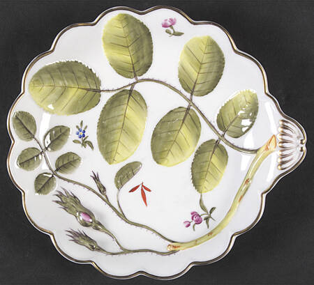 Blind Earl (Raised, Multicolored) Shell Shaped Dish