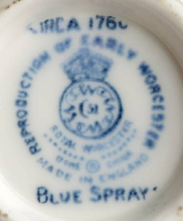 Blue Sprays (White) Footed Demitasse Cup