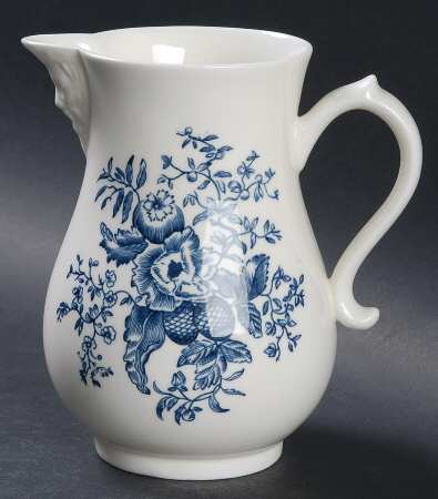 Blue Sprays (Cream) 16 Oz Pitcher