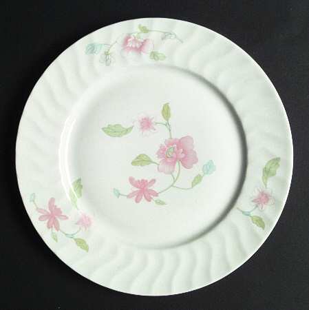 Bouquet (Pink Flowers) Dinner Plate