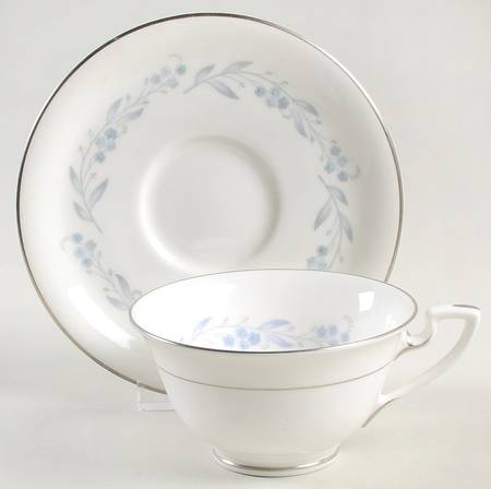 Bridal Wreath Footed Cup & Saucer Set