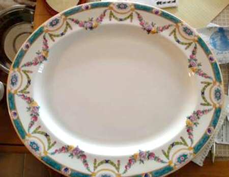 C1091 16" Oval Serving Platter
