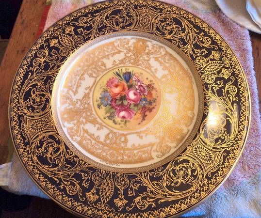 C1167 (Cobalt Band) Dinner Plate