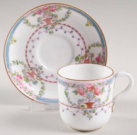 C662 Flat Demitasse Cup & Saucer Set