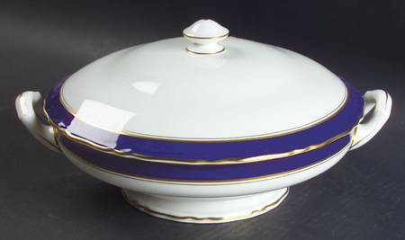 Cavendish Blue Round Covered Vegetable