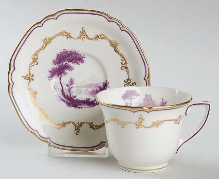 The Chamberlain Purple (Z184 1/2) Footed Demitasse Cup & Saucer Set