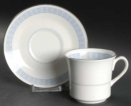 Chelsea Flat Cup & Saucer Set