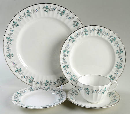 Chapel Hill 5 Piece Place Setting