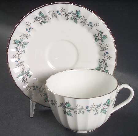 Chapel Hill Flat Cup & Saucer Set