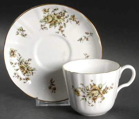 Clementine Flat Cup & Saucer Set