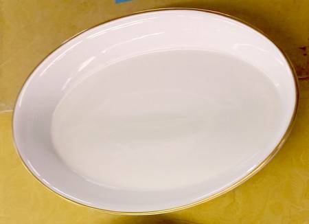 Corinth Gold 12'' Oval Baker