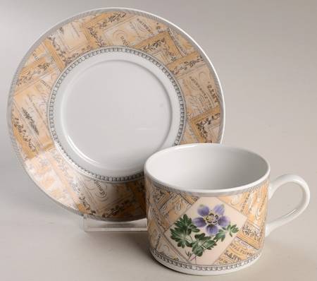 Country Garden Flat Cup & Saucer Set