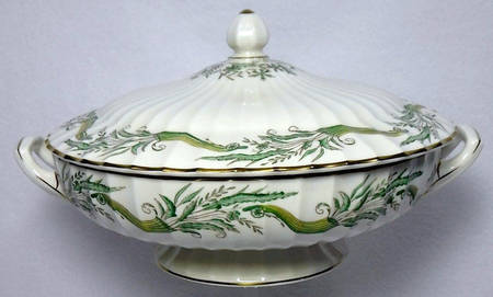 Collingwood Round Covered Vegetable