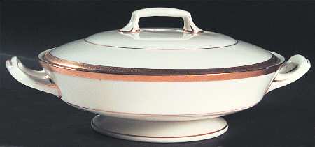 Coventry Round Covered Vegetable