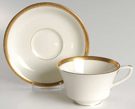 Coventry Footed Cup & Saucer Set