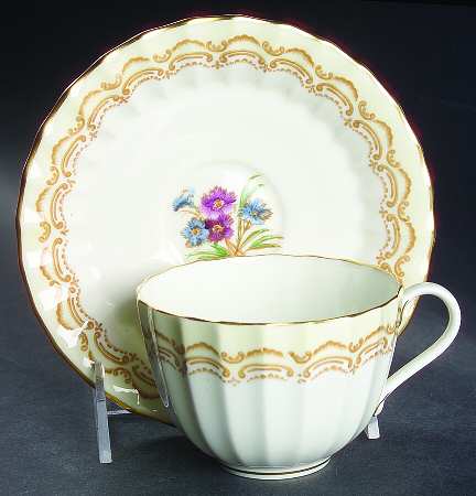 Cromwell Flat Cup & Saucer Set